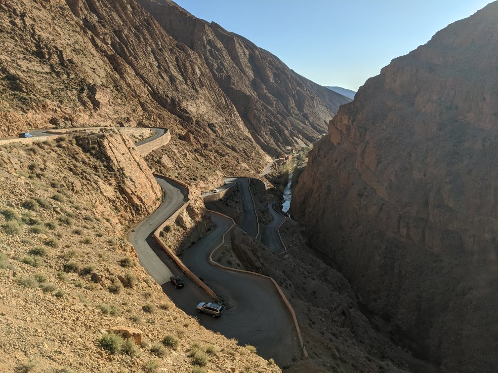 Fes a Marrakech 4 giorni Fez tour a Merzouga 3 días 4 días por el desierto desde Fez a Marrakech