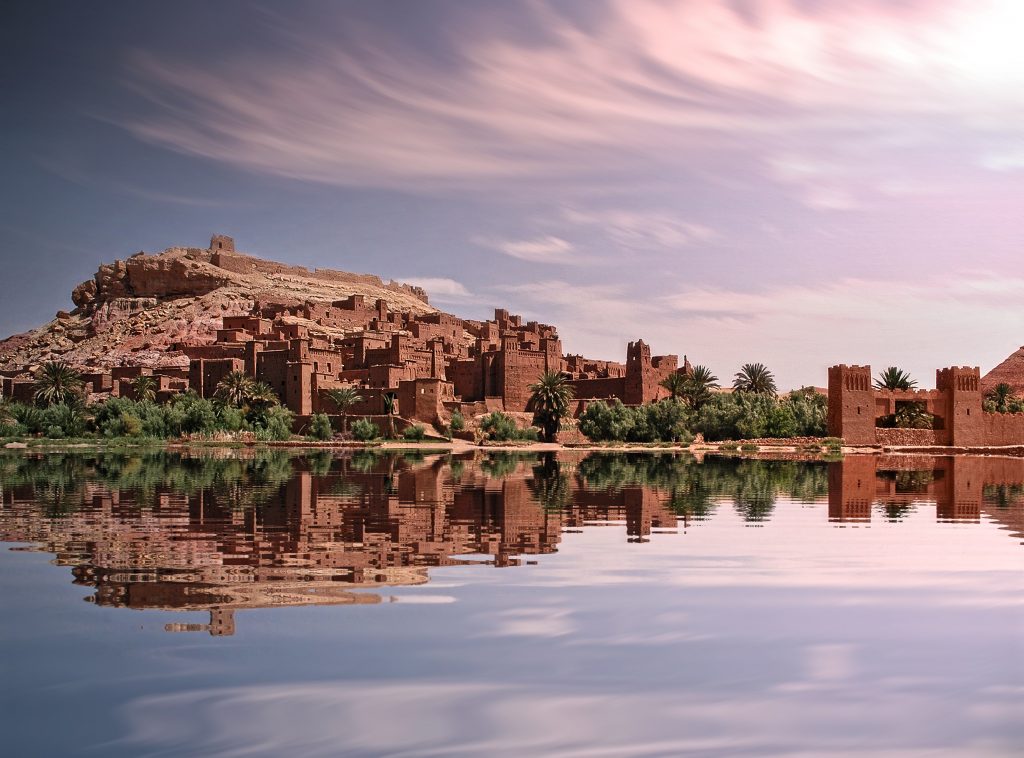 Marrakesch nach Fes Viajes al desierto de Marruecos desde Fez Ruta de 5 días desde Marrakech a Fez excursión de un día al desierto de Agafay desde Marrakech Marrakech Desert Tours 2 days tour from Marrakech to Merzouga Casablanca a Marrakech 4 giorni di viaggio nel deserto